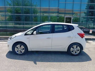 Usata Hyundai ix20 90 CV (66 kW) 2015 Bianco Utilitaria