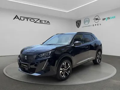 Usata Peugeot 2008 Allure 101 CV (74 kW) 2022 Nero SUV