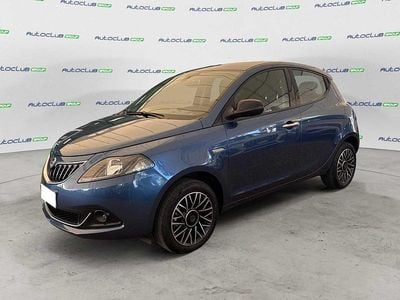 Usata Lancia Ypsilon S 70 CV (51 kW) 2024 Blu Utilitaria