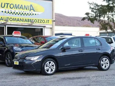 Usata VW Golf VIII Style 150 CV (110 kW) 2020 Grigio Berlina