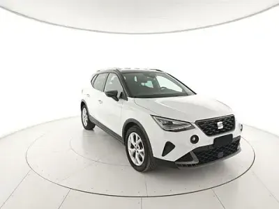 Usata Seat Arona FR 95 CV (69 kW) 2025 Bianco SUV