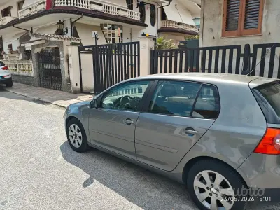 Usata VW Golf VI 105 CV (77 kW) 2008 Utilitaria
