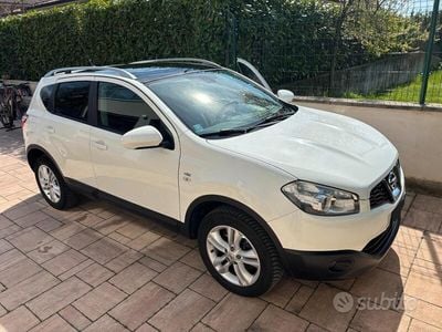 Usata Nissan Qashqai 140 CV (102 kW) 2010 Bianco SUV