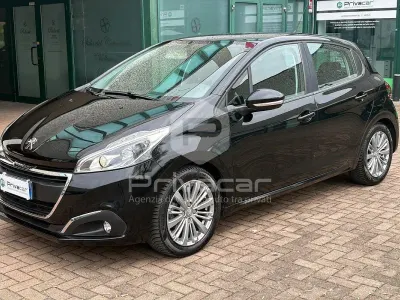 Occasion Peugeot 208 Active 82 ch (60 kW) 2017 Noir Citadine