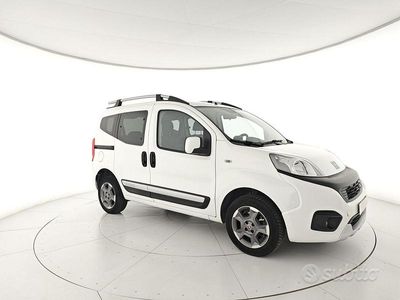 Käytetty Fiat Qubo Trekking 80 HP (58 kW) 2022 Valkoinen Tila-auto