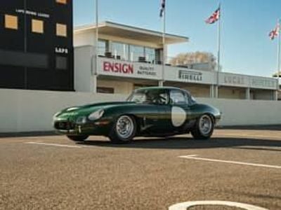 Occasion Jaguar E-Type 269 ch (197 kW) 1963 Vert Coupé