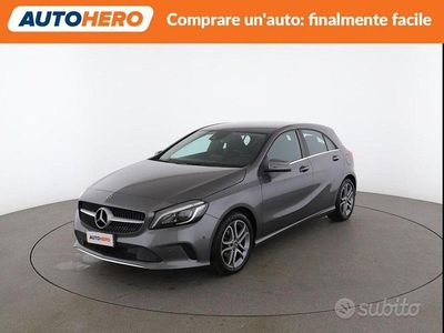 Usata Mercedes A180 108 CV (79 kW) 2017 Grigio Berlina