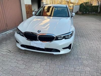 Bianco Usata 2020 BMW 330 Luxury Line Station wagon | 36.500 €