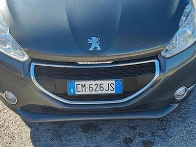 Usata Peugeot 208 80 CV (58 kW) 2013 Grigio Utilitaria