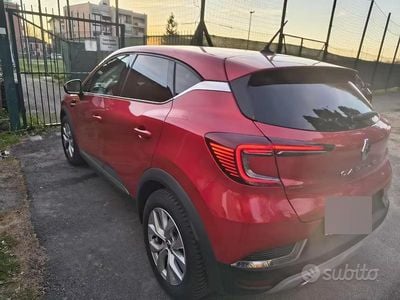 Usata Renault Captur 2021 Rosso SUV