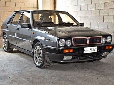 Usata Lancia Delta 197 CV (144 kW) 1990 Grigio quartz Utilitaria