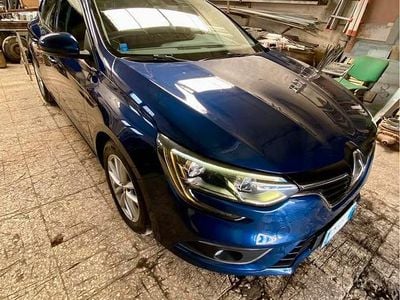 Usata Renault Mégane IV 90 CV (66 kW) 2017 Berlina