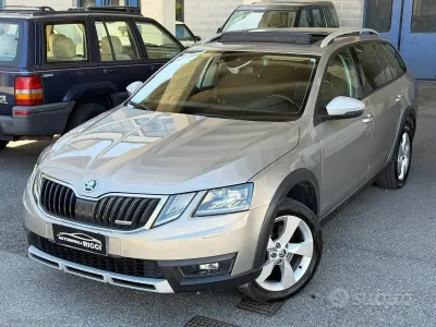 Usata Skoda Octavia 184 CV (135 kW) 2018 Grigio Station wagon
