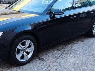 Usado Audi A4 200 CV (147 kW) 2016 Negro Familiar