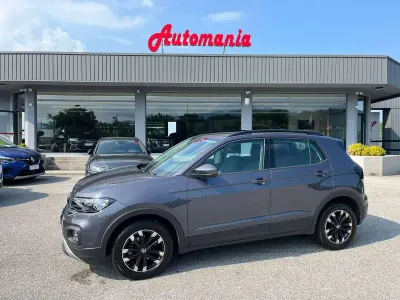 Usata VW T-Cross Style 110 CV (80 kW) 2023 Nero SUV