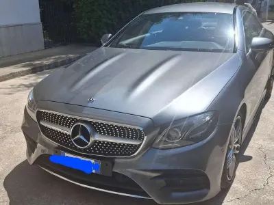 Usata Mercedes E300 Premium 245 CV (180 kW) 2019 Coupé