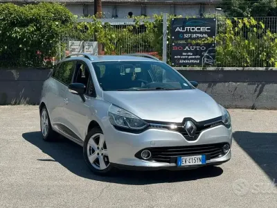 Usata Renault Clio 73 CV (53 kW) 2014 Grigio Station wagon