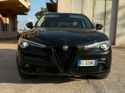 Usata Alfa Romeo Stelvio 210 CV (154 kW) 2017 Nero SUV