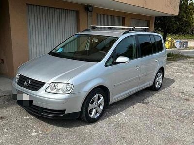 Usata VW Touran 105 CV (77 kW) 2005 Grigio Monovolume