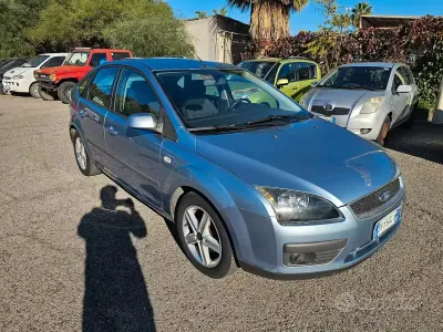 Usata Ford Focus 90 CV (66 kW) 2010 Grigio Berlina
