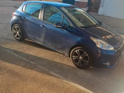 Begagnad Peugeot 208