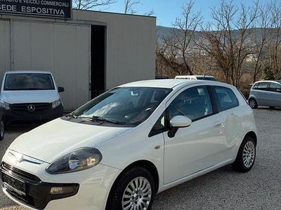 Bianco Usata 2011 Fiat Punto Evo Utilitaria | 3900 € (Buon prezzo)