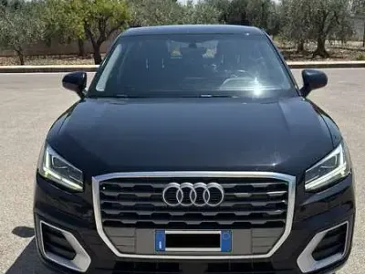 Usata Audi Q2 Admired 116 CV (85 kW) 2018 Nero SUV