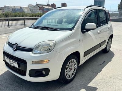 Begagnad Fiat Panda Lounge 74 HK (54 kW) 2013 Vit Halvkombi