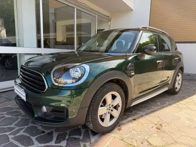Usata Mini Cooper D Countryman Business 150 CV (110 kW) 2018 Verde SUV