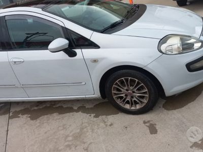 Usata Fiat Punto Evo 75 CV (55 kW) 2012 Grigio Utilitaria