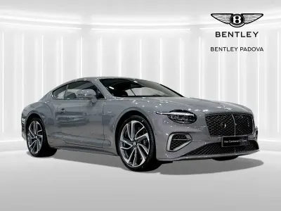 Nuova Bentley Continental 600 CV (441 kW) 2026 Gravity grey Coupé