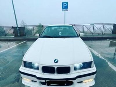 usata BMW 320 e36 i