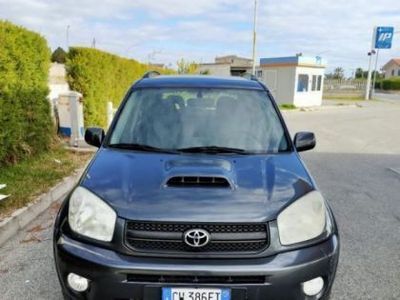 usata Toyota RAV4 RAV4 2ª serie2.0 Tdi D-4D cat 5 porte Sol