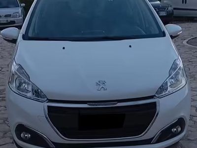 Begagnad Peugeot 208 Active 102 HK (75 kW) 2021 Vit Halvkombi