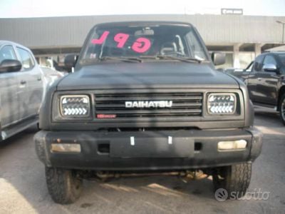 Usata Daihatsu Feroza 95 CV (69 kW) 1991 Nero SUV