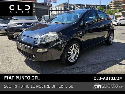 Gebraucht Fiat Punto Easy 77 PS (56 kW) 2016 Schwarz Kleinwagen