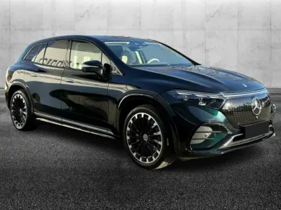 Usata Mercedes EQS450+ AMG Line Premium 135 kW (184 CV) 2023 Verde SUV
