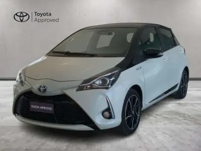Usata Toyota Yaris Hybrid Edition 101 CV (74 kW) 2018 Bianco Berlina