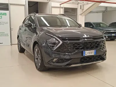Usata Kia Sportage GT-Line 179 CV (131 kW) 2022 Grigio tetto nero SUV