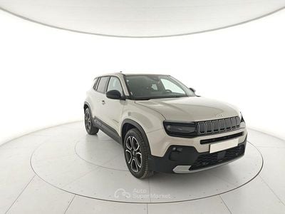 Usado Jeep Avenger Summit 101 CV (74 kW) 2025 Beige SUV