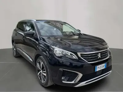 Gebraucht Peugeot 5008 Allure 120 PS (88 kW) 2017 Other SUV