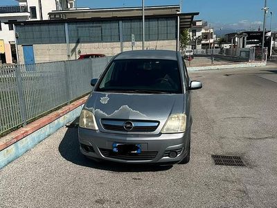 Occasion Opel Meriva 90 ch (66 kW) 2006 Gris Monospace