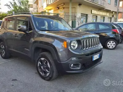 Usata Jeep Renegade Longitude 140 CV (102 kW) 2016 Grigio SUV