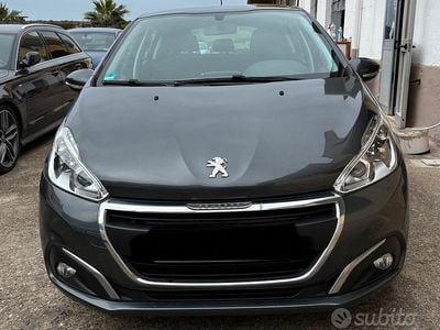 Usata Peugeot 208 Allure 68 CV (50 kW) 2016 Grigio Utilitaria