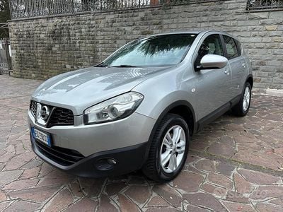 Usata Nissan Qashqai Tekna 110 CV (80 kW) 2011 Grigio SUV