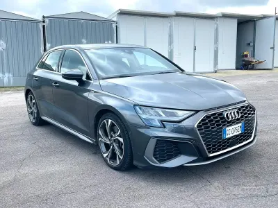Usata Audi A3 S-Line 150 CV (110 kW) 2020 Grigio Berlina