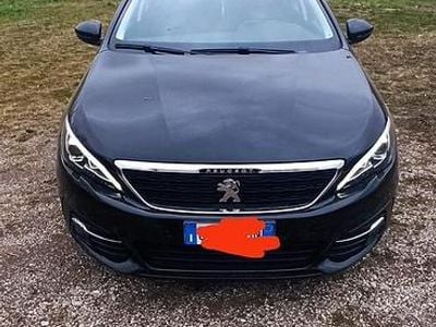 Usata Peugeot 308 98 CV (72 kW) 2020 Berlina
