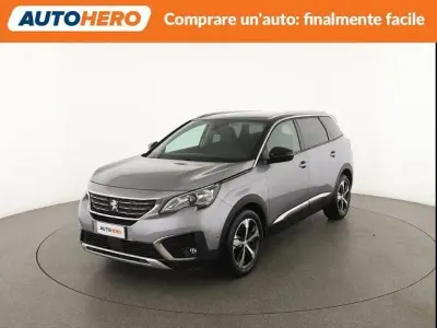 Usado Peugeot 5008 Allure 131 HP (96 kW) 2018 Cinzento SUV