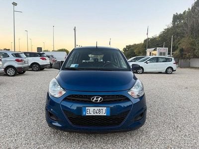 Usata Hyundai i10 Classic 69 CV (50 kW) 2013 Blu Utilitaria