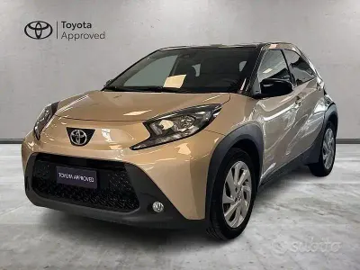 Usata Toyota Aygo X Trend 72 CV (52 kW) 2022 Bronzo SUV